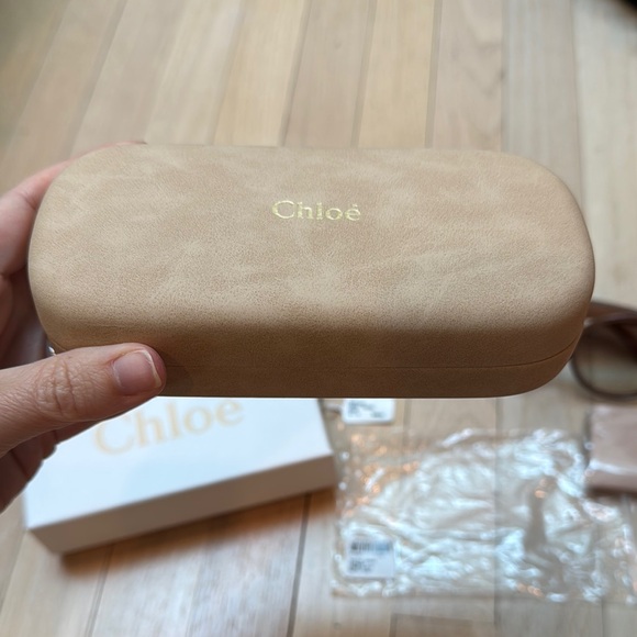 Chloe Elize Nude Sunglasses with Case - Picture 4 of 12